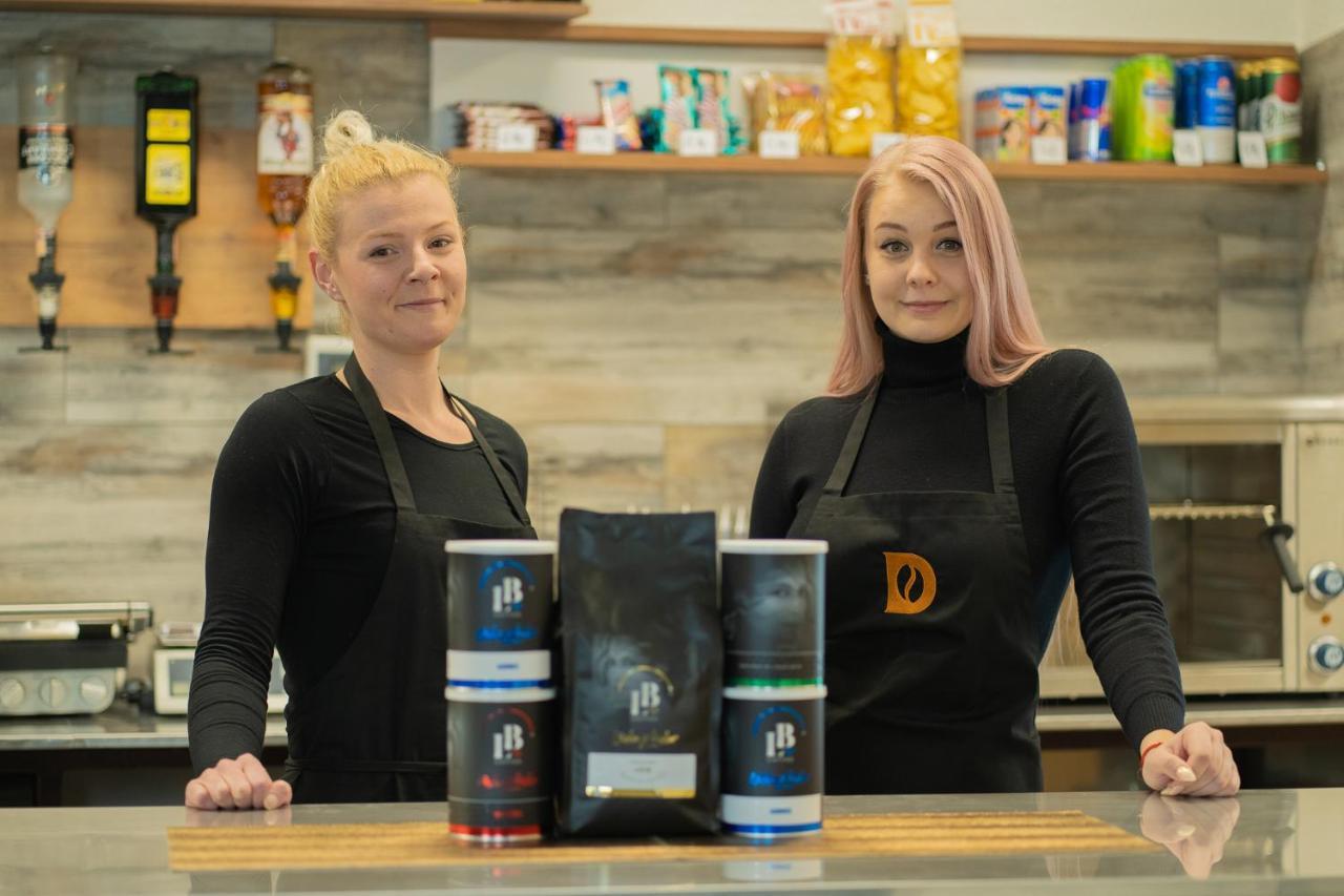Penzion Deloris Trenčín Eksteriør billede